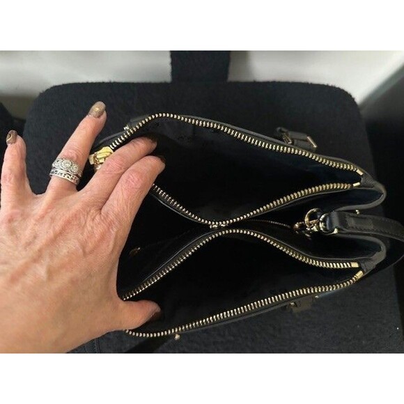 Tory Burch Tote Black Leather Robinson Micro Double-Zip Cross Body + Dust Bag - Picture 8 of 14